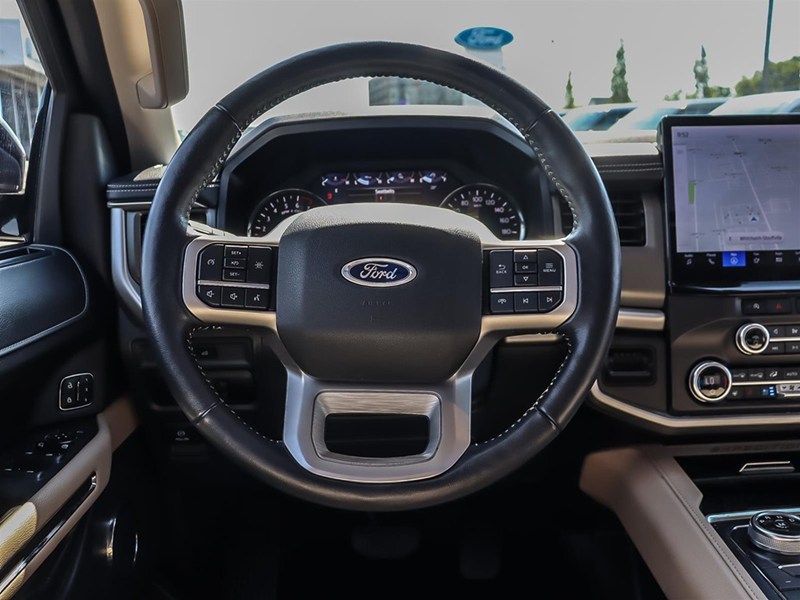 2023 Ford Expedition XLT 4X4