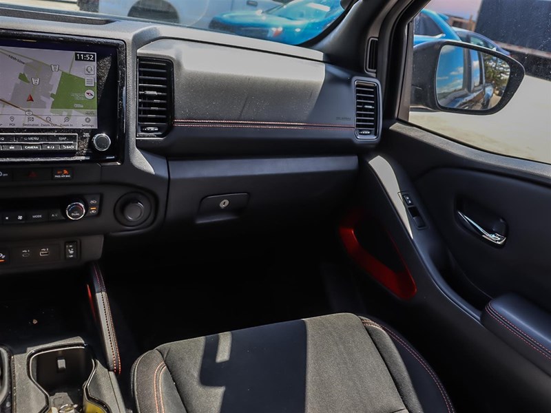 2023 Nissan Frontier Crew Cab Pro-4X Standard Bed 4X4
