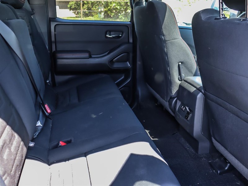 2023 Nissan Frontier Crew Cab Pro-4X Standard Bed 4X4