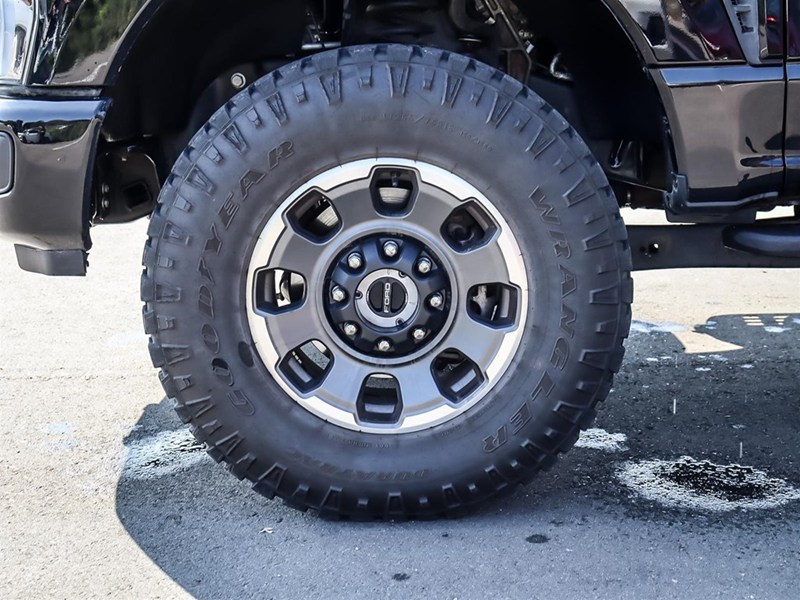 2024 Ford Super Duty F-350 Srw Lariat 4WD Crew Cab 6.75' Box