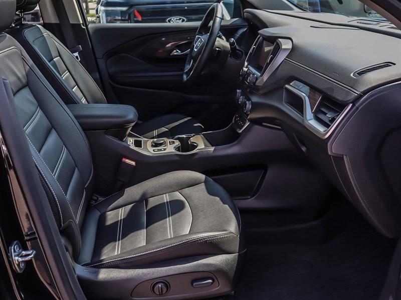 2024 Gmc Terrain AWD 4Dr Denali