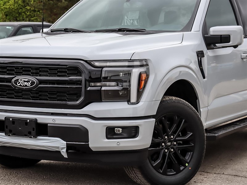 2025 FORD F-150 LARIAT 4WD SUPERCREW 5.5' BOX