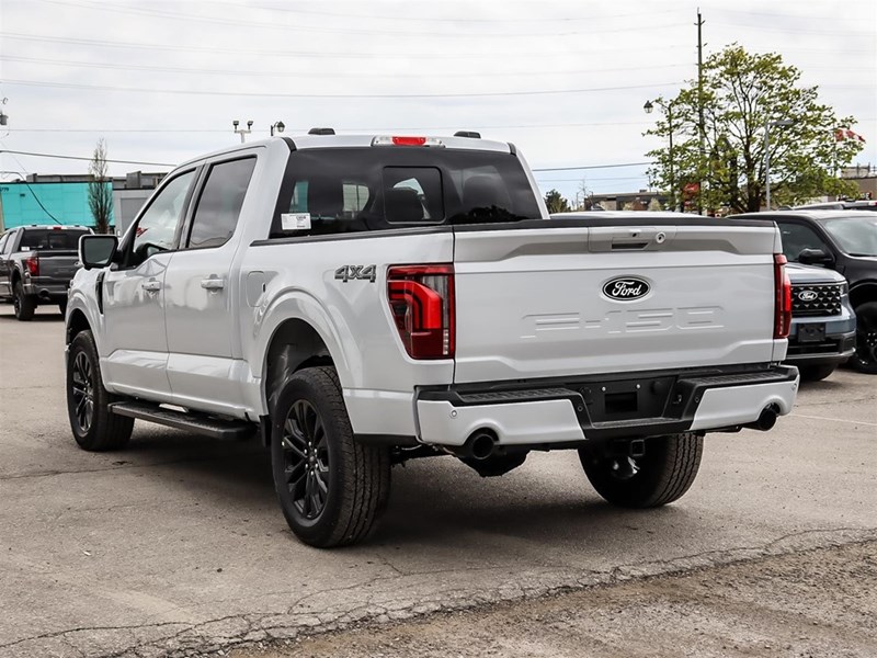 2025 FORD F-150 LARIAT 4WD SUPERCREW 5.5' BOX