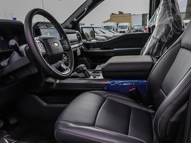 2025 FORD F-150 LARIAT 4WD SUPERCREW 5.5' BOX