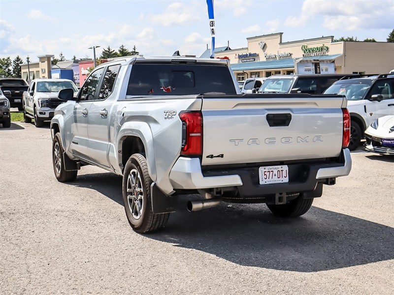 2025 Toyota Tacoma 4X4 Double Cab Auto