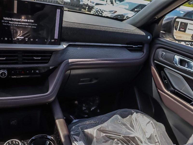 2026 Ford Explorer Platinum 4WD