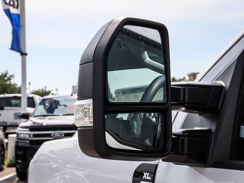 2026 Ford Super Duty F-250 Srw XL 4WD Reg Cab 8' Box