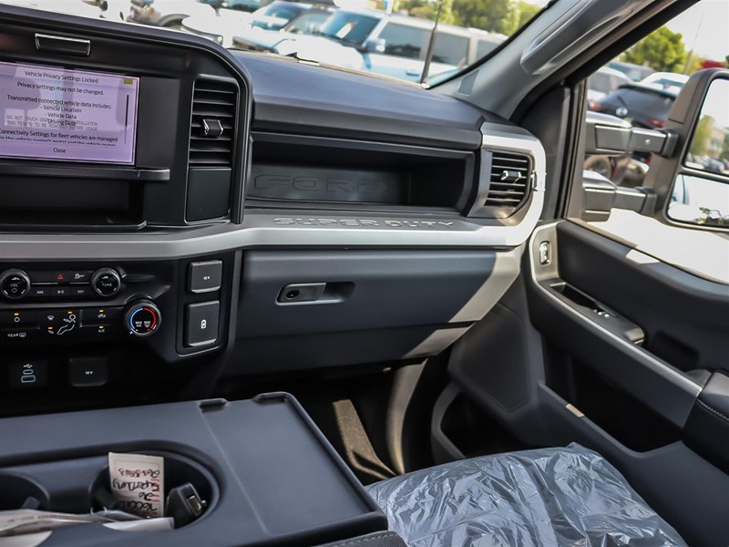 2026 Ford Super Duty F-350 Srw XL 4WD Crew Cab 6.75' Box