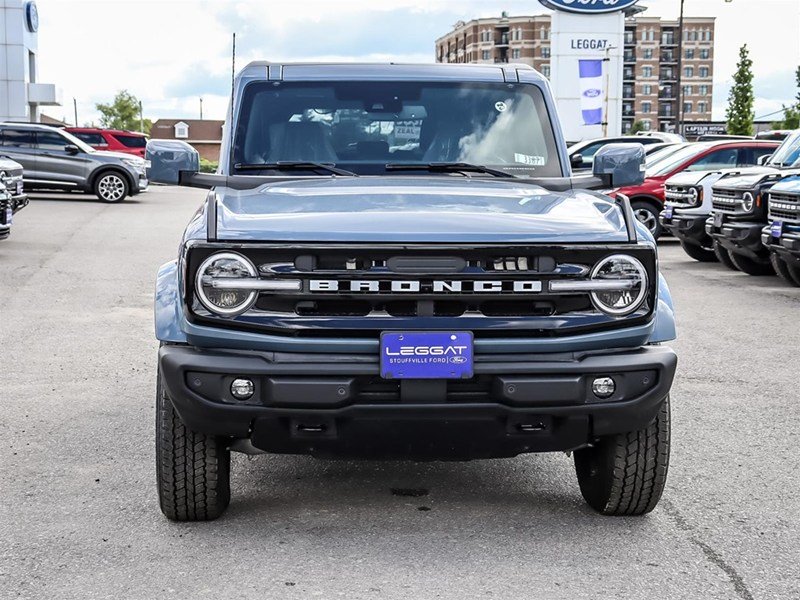 2025 Ford Bronco Outer Banks 4 Door 4X4