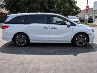 2024 Honda Odyssey Touring Auto