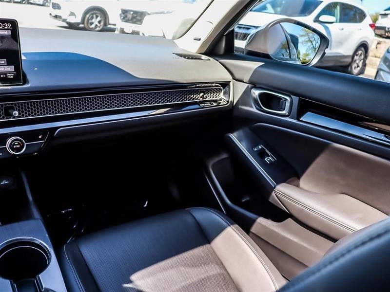 2023 Honda Civic Touring CVT