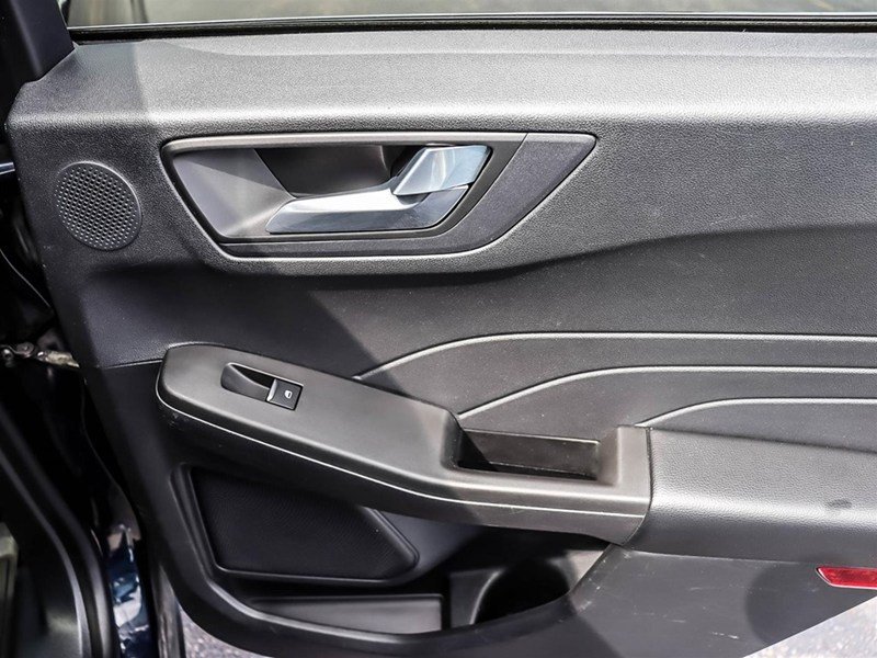 2021 Ford Escape Titanium Hybrid AWD
