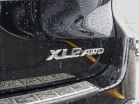 2019 Toyota Highlander AWD XLE | Sunroof | Leather | 8 Passenger