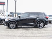 2019 Toyota Highlander AWD XLE | Sunroof | Leather | 8 Passenger
