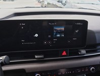 2025 Kia Carnival Hev 1000 Km/Tank/Best In Class 3 Row/Bought Here