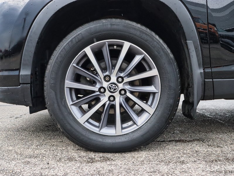 2019 Toyota Highlander AWD XLE | Sunroof | Leather | 8 Passenger