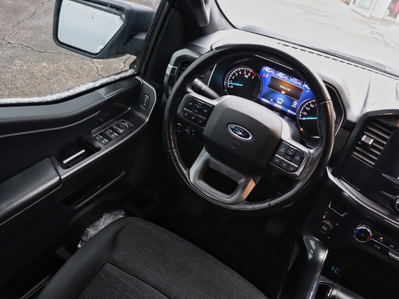 2022 Ford F-150 XLT | 4X4 | Spray In Liner | Carplay | Fordpass