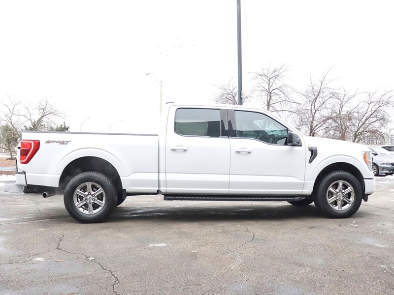 2022 Ford F-150 XLT | 4X4 | Spray In Liner | Carplay | Fordpass