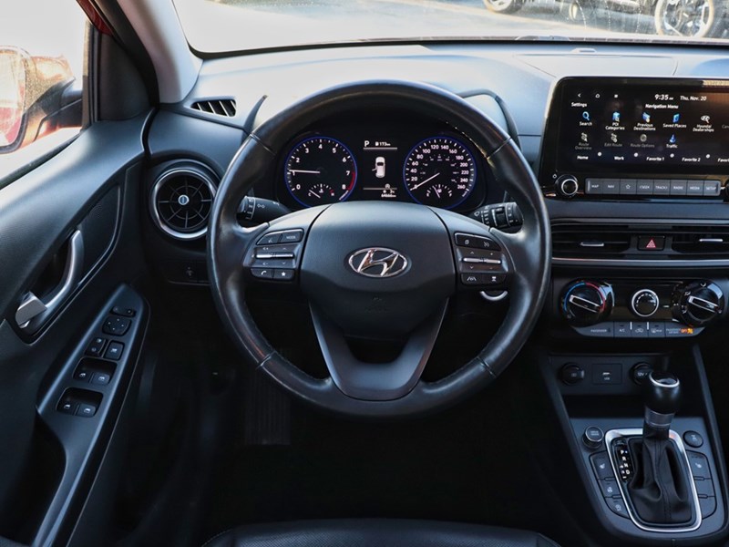 2023 Hyundai Kona Preferred AWD | Sun & Leather Package | Blind Spot
