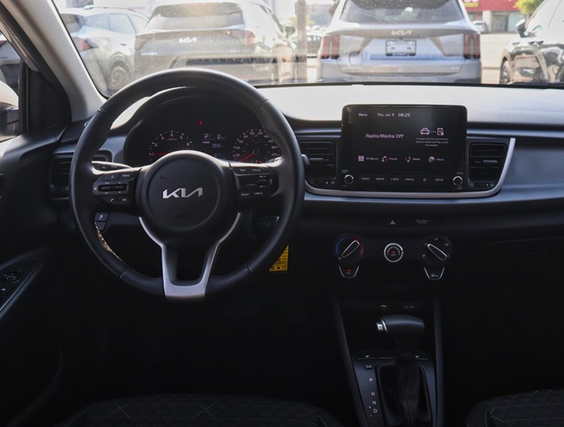 2023 Kia Rio 5-Door Lx+ Ivt