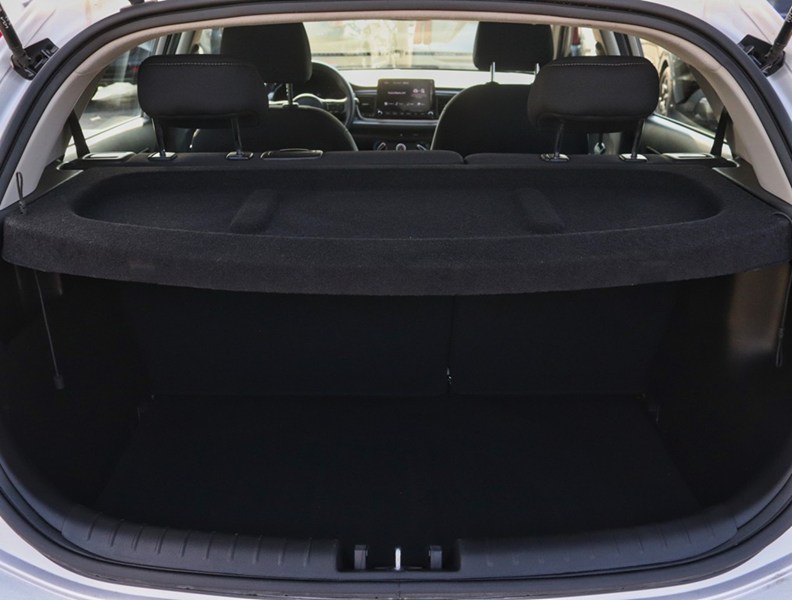 2023 Kia Rio 5-Door Lx+ Ivt