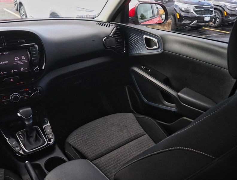 2023 Kia Soul EX Ivt