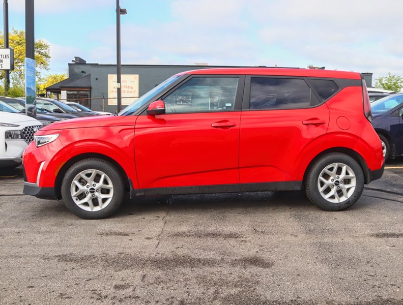 2023 Kia Soul EX Ivt