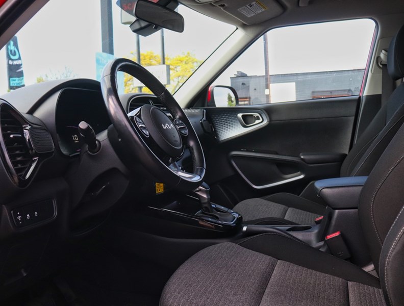 2023 Kia Soul EX Ivt