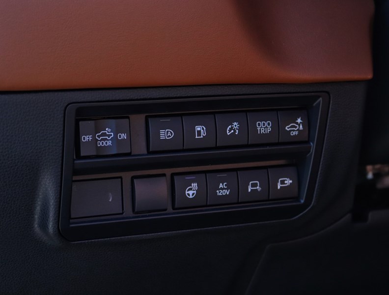 2023 Toyota Tundra Hybrid Platinum/Hybrid/1794 Edition