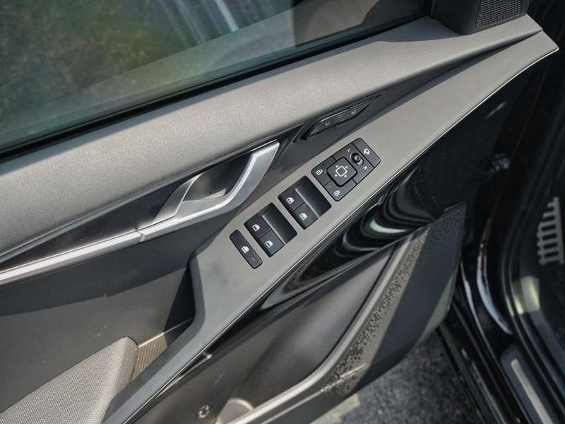 2024 Kia Niro EV Wave Demo | Sunroof | Push Start |  Carplay | GPS