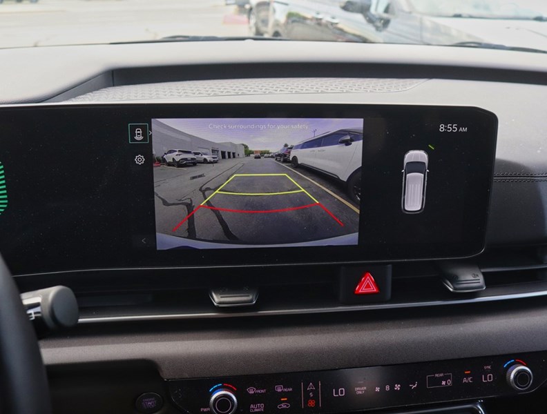 2025 Kia Carnival Hev 1000 Km/Tank/Best In Class 3 Row/Bought Here