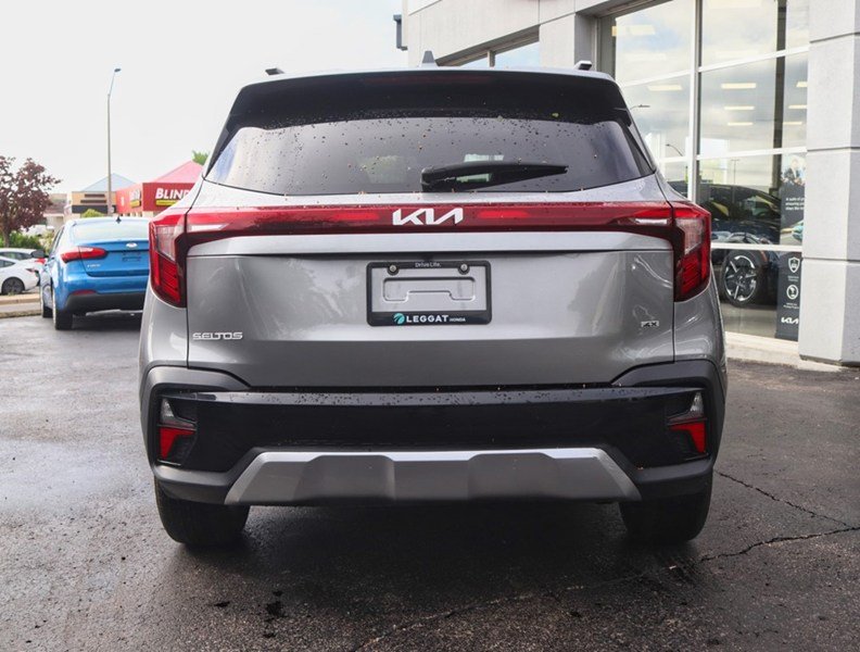2025 Kia Seltos EX AWD