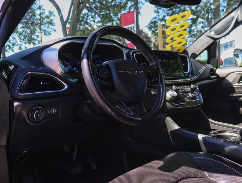 2022 Chrysler Pacifica Limited