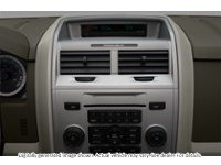 2008 Ford Escape FWD 4Dr V6 XLT Interior Shot 2