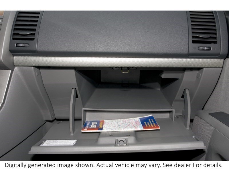 2009 Nissan Sentra 4Dr Sdn I4 CVT 2.0 S Fe+ Interior Shot 4