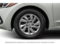 2017 Hyundai Elantra 4Dr Sdn Auto LE Exterior Shot 5