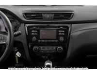 2017 Nissan Qashqai FWD 4Dr S CVT Interior Shot 2