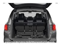 2023 Honda Odyssey Touring Auto Exterior Shot 4