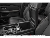 2025 Honda Pilot Trailsport AWD Interior Shot 7