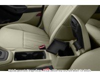 2016 Ford Focus 4Dr Sdn SE Interior Shot 8