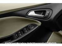 2016 Ford Focus 4Dr Sdn SE Exterior Shot 14
