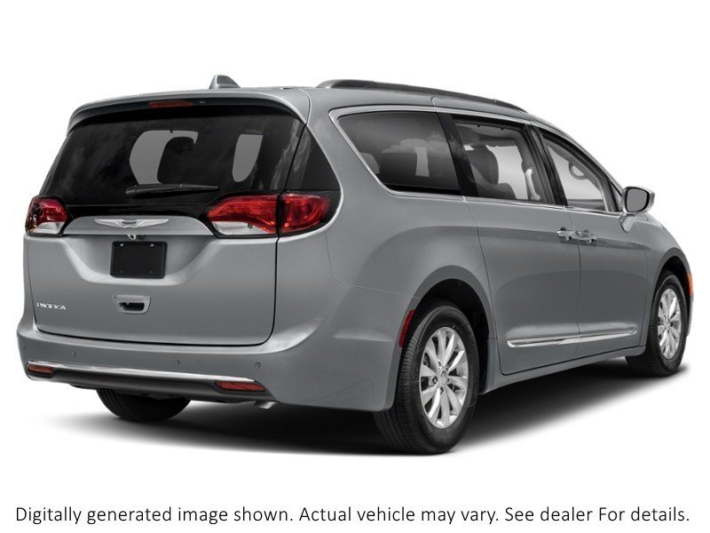 2017 Chrysler Pacifica 4Dr Wgn Touring-L Plus Exterior Shot 2