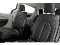 2017 Chrysler Pacifica 4Dr Wgn Touring-L Plus Interior Shot 5