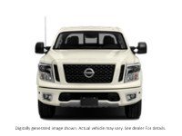 2018 Nissan Titan 4X4 Crew Cab Pro-4X Exterior Shot 6