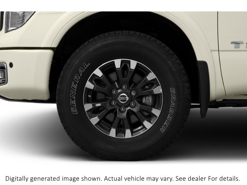 2018 Nissan Titan 4X4 Crew Cab Pro-4X Exterior Shot 5