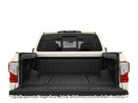 2018 Nissan Titan 4X4 Crew Cab Pro-4X Exterior Shot 4