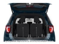 2018 Ford Explorer XLT 4WD Exterior Shot 4