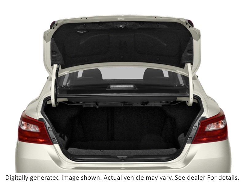 2018 Nissan Altima 2.5 SV Sedan Exterior Shot 4