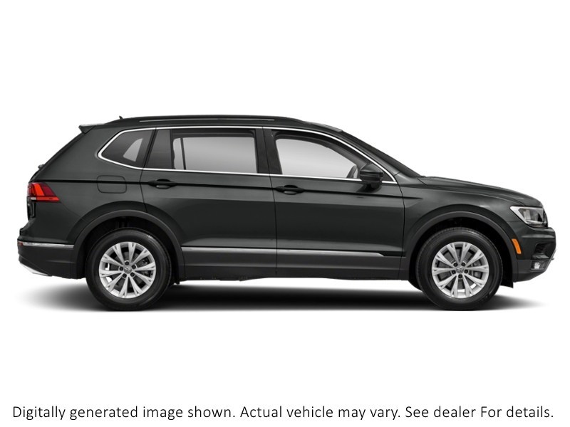 2018 Volkswagen Tiguan Trendline FWD Exterior Shot 11