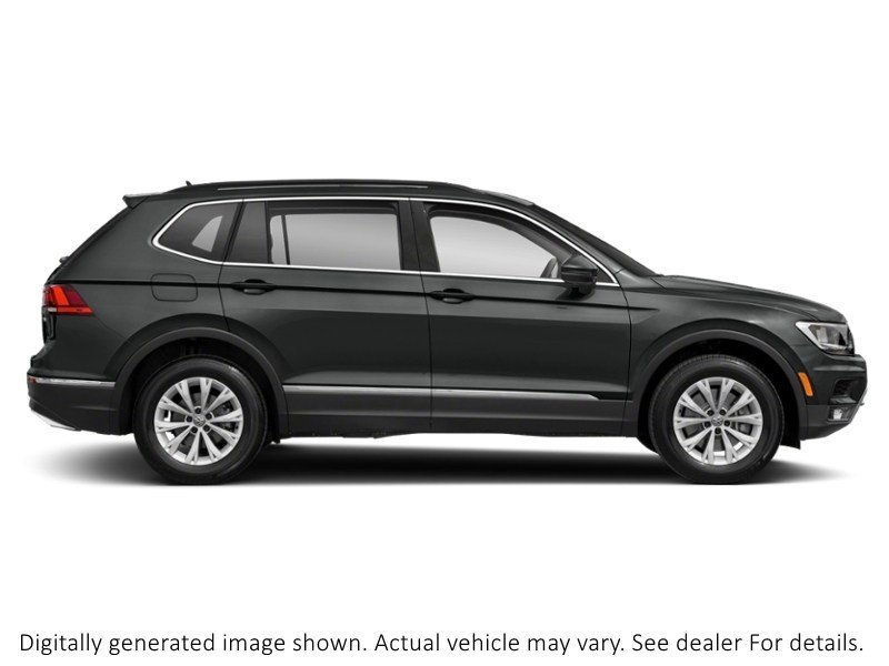 2018 Volkswagen Tiguan Trendline FWD Exterior Shot 11